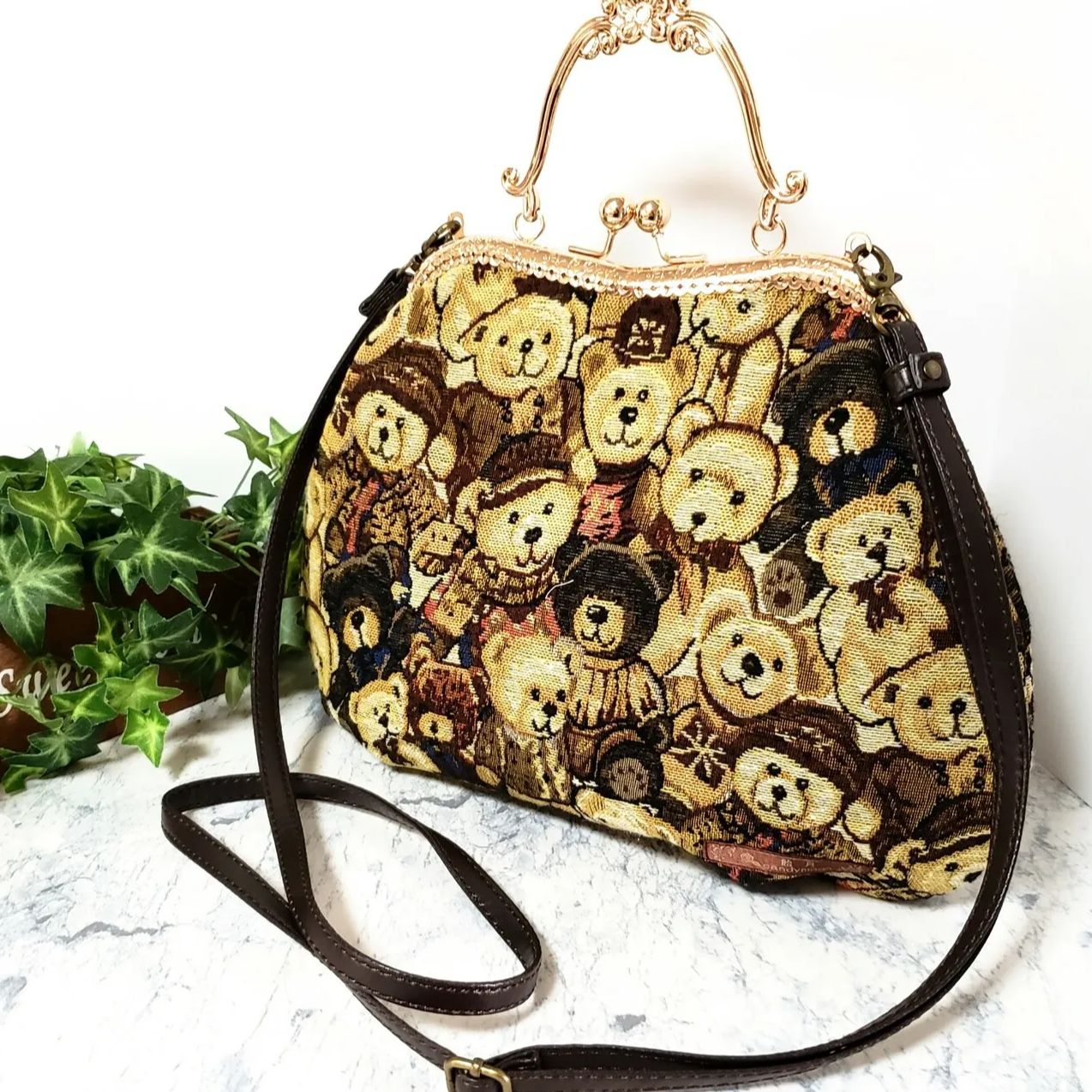 Embroidery Kiss - Lost in Vintage Teddy Bear Petite