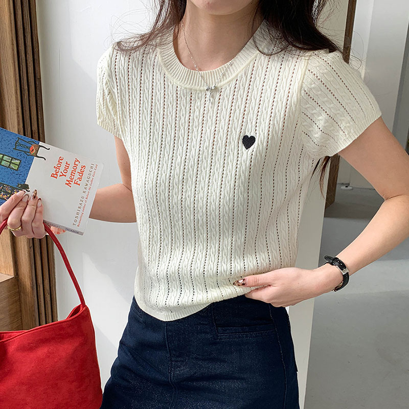 Women T-shirt Round Neck Short - Embroidery Design Love review and price