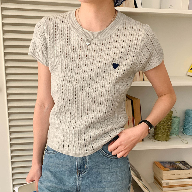 Women T-shirt Round Neck Short - Embroidery Design Love review and price
