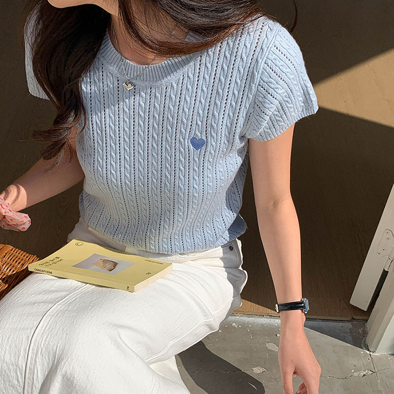 Women T-shirt Round Neck Short - Embroidery Design Love review and price
