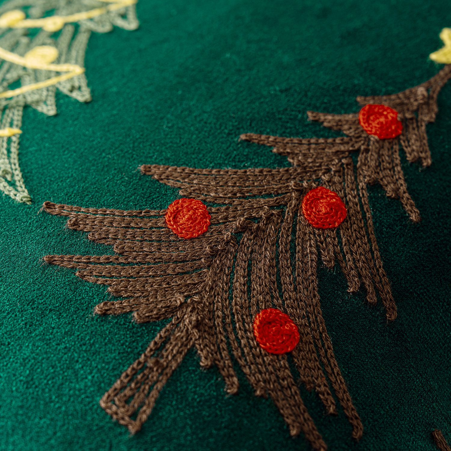 1pc Embroidery Cushion Cover C - Embroidery Xmas Tree review and price